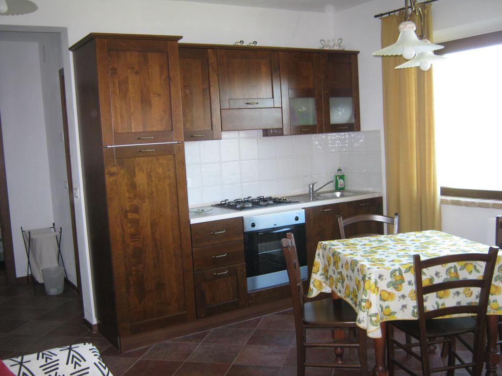 شقة Bb Fonterrante Monterubbiano الغرفة الصورة